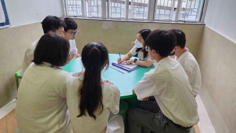 與高二/F5學生訪談未來大學方向 - 1