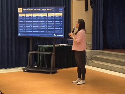 社交媒體與健康-中學 - 2