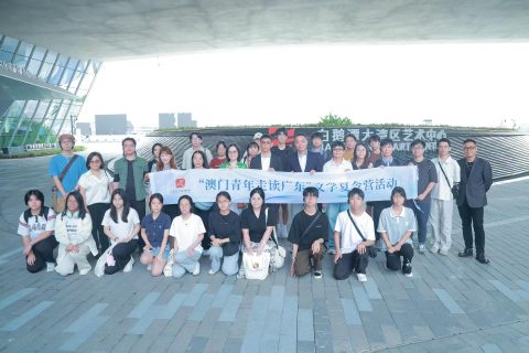 校園文訊：「聖五詩社」成立一學期，跨域綻放文學光采。 - 2