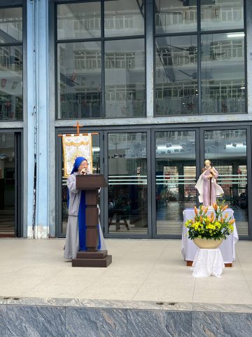 校慶祈禱會、聖像出遊