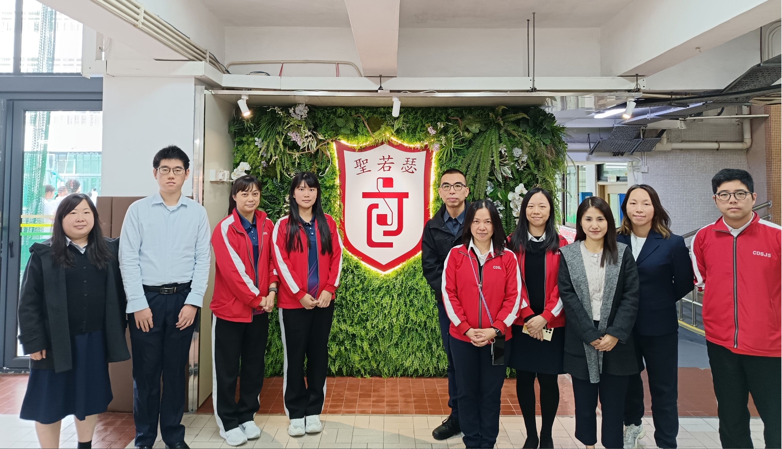 學生發展及升學辦公室全家福